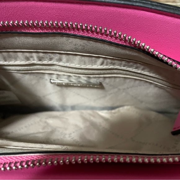 Steve Madden - Picture 4 of 6